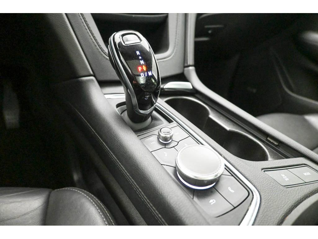 Certified 2022 Cadillac XT5 Premium Luxury image 14