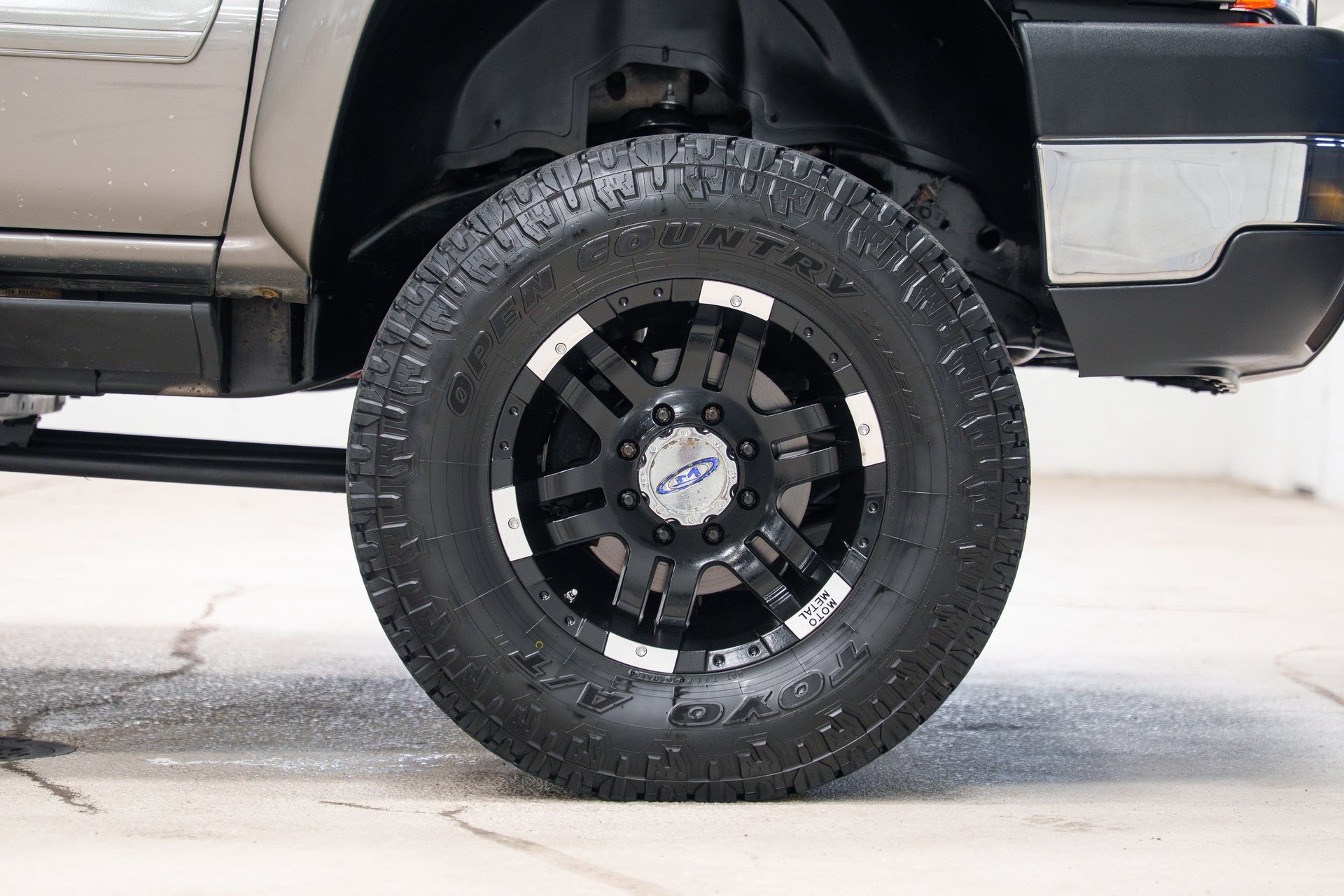 Used 2007 Chevrolet Silverado 2500 LT w/ Heavy-Duty Power Package AWD/4WD image 17