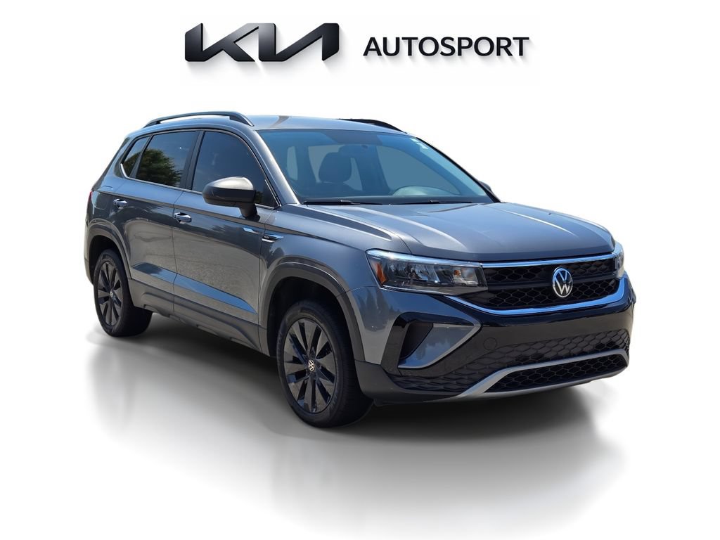 Used 2022 Volkswagen Taos S FWD image 4