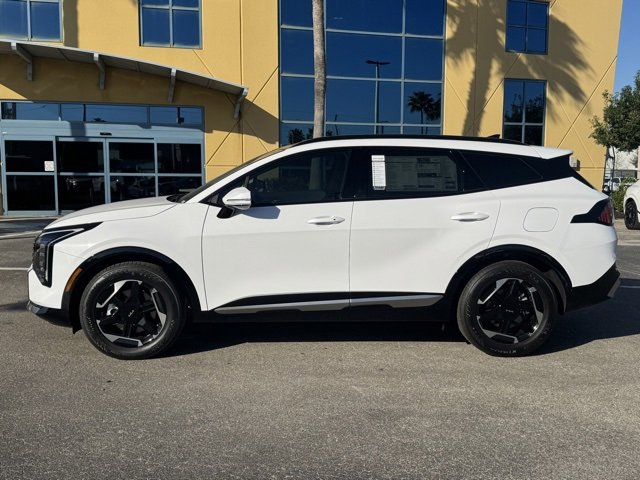 New 2026 Kia Sportage SX image 2