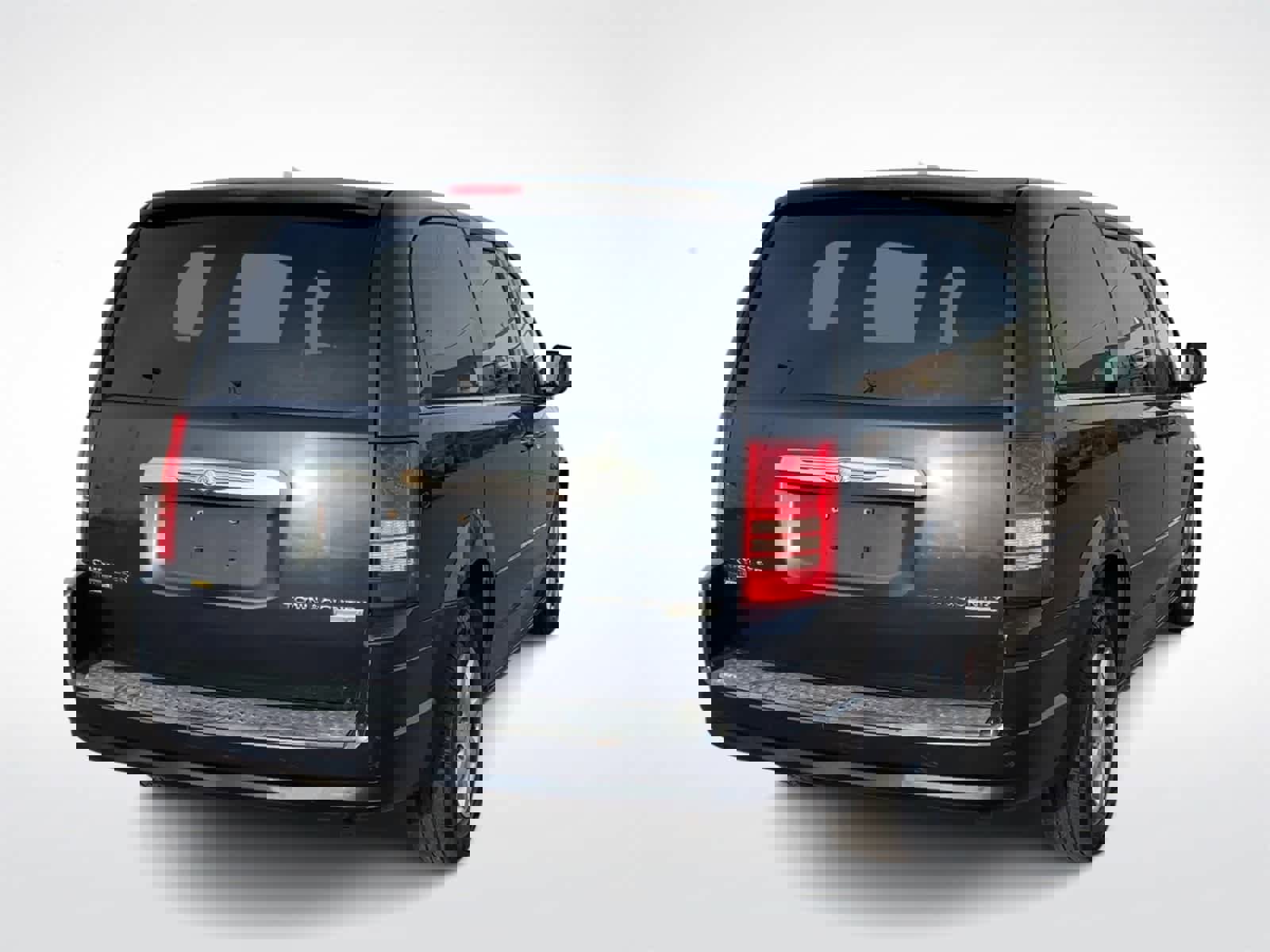 Used 2009 Chrysler Town & Country LX image 8