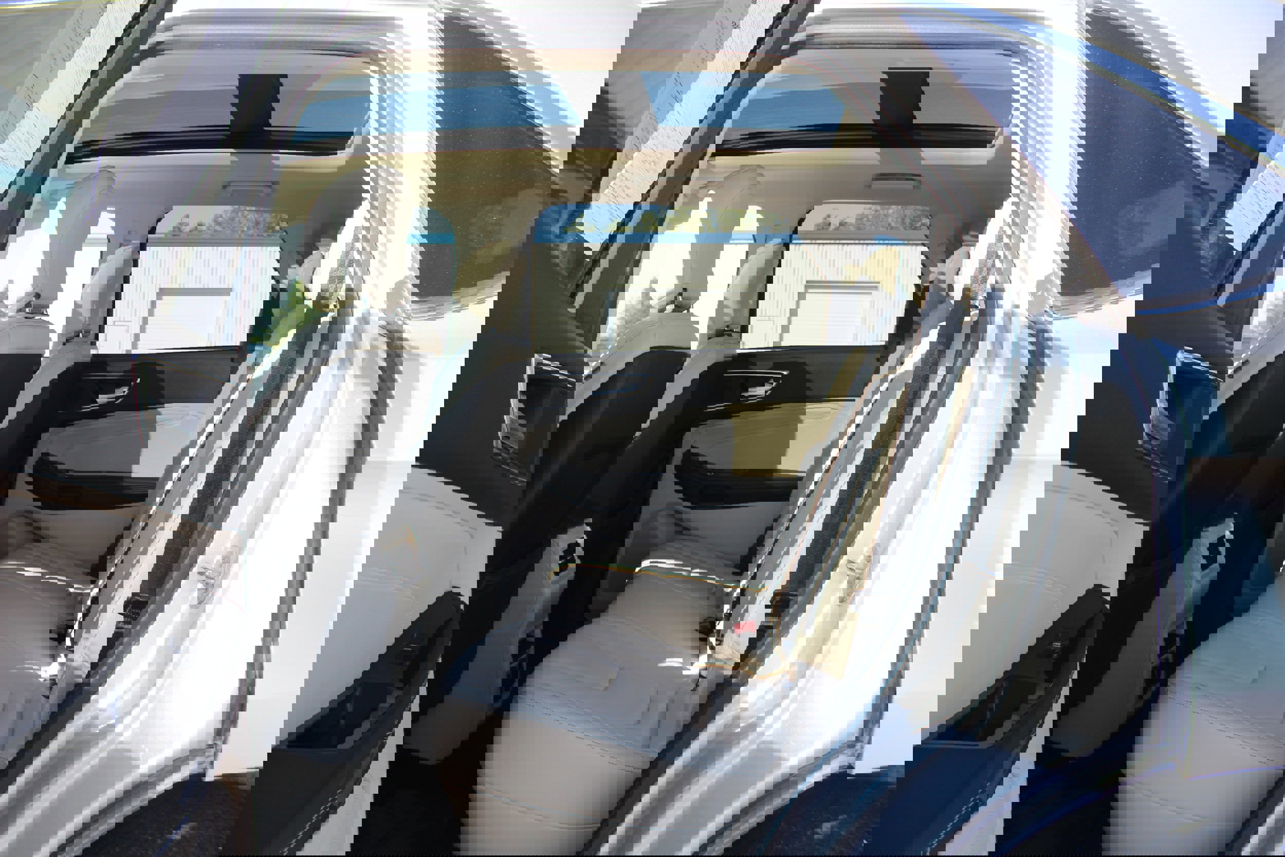 Used 2018 Ford Edge Titanium w/ Technology Package image 15