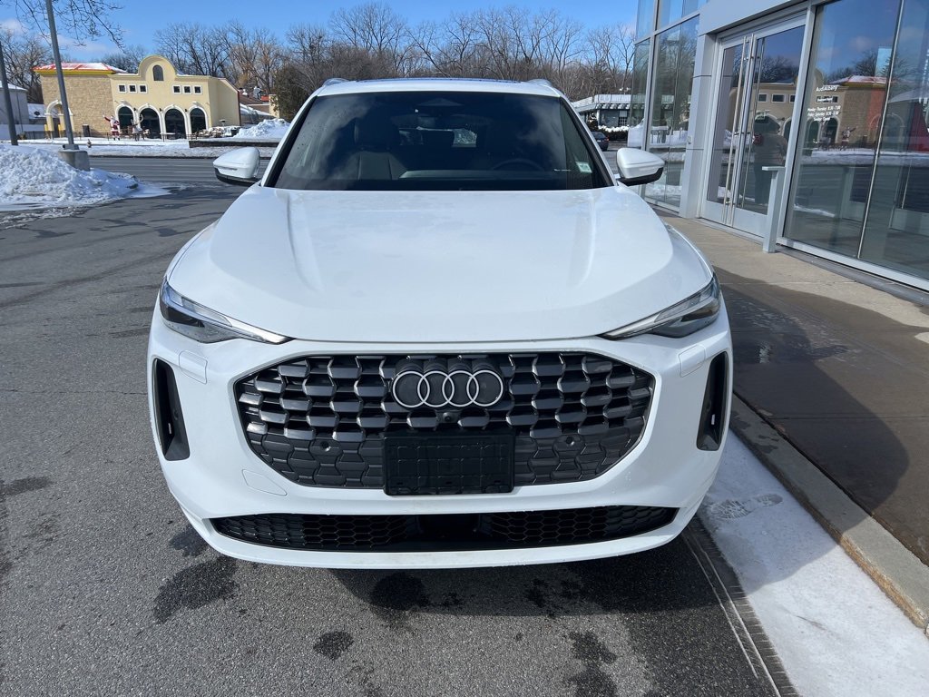 Certified 2025 Audi Q5 Premium w/ Convenience Package image 57