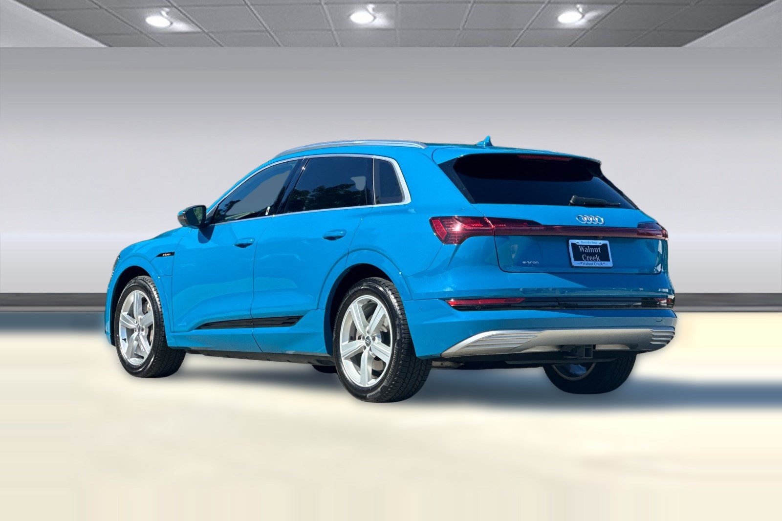 Used 2019 Audi e-tron Prestige AWD/4WD image 3