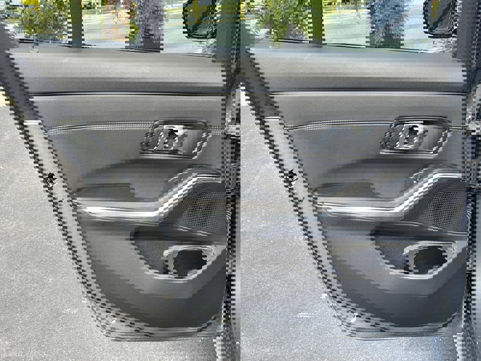 Certified 2025 BMW 330i 330i w/ M Sport Package image 11