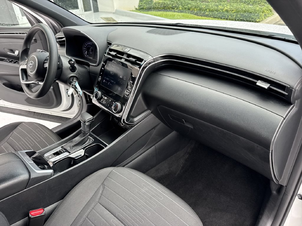 Used 2024 Hyundai Santa Cruz SE FWD image 32