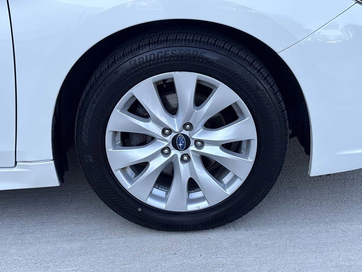 Used 2017 Subaru Legacy 2.5i Premium AWD/4WD image 9