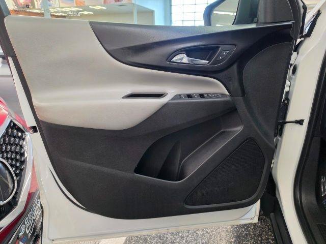 Used 2018 Chevrolet Equinox LS FWD image 26