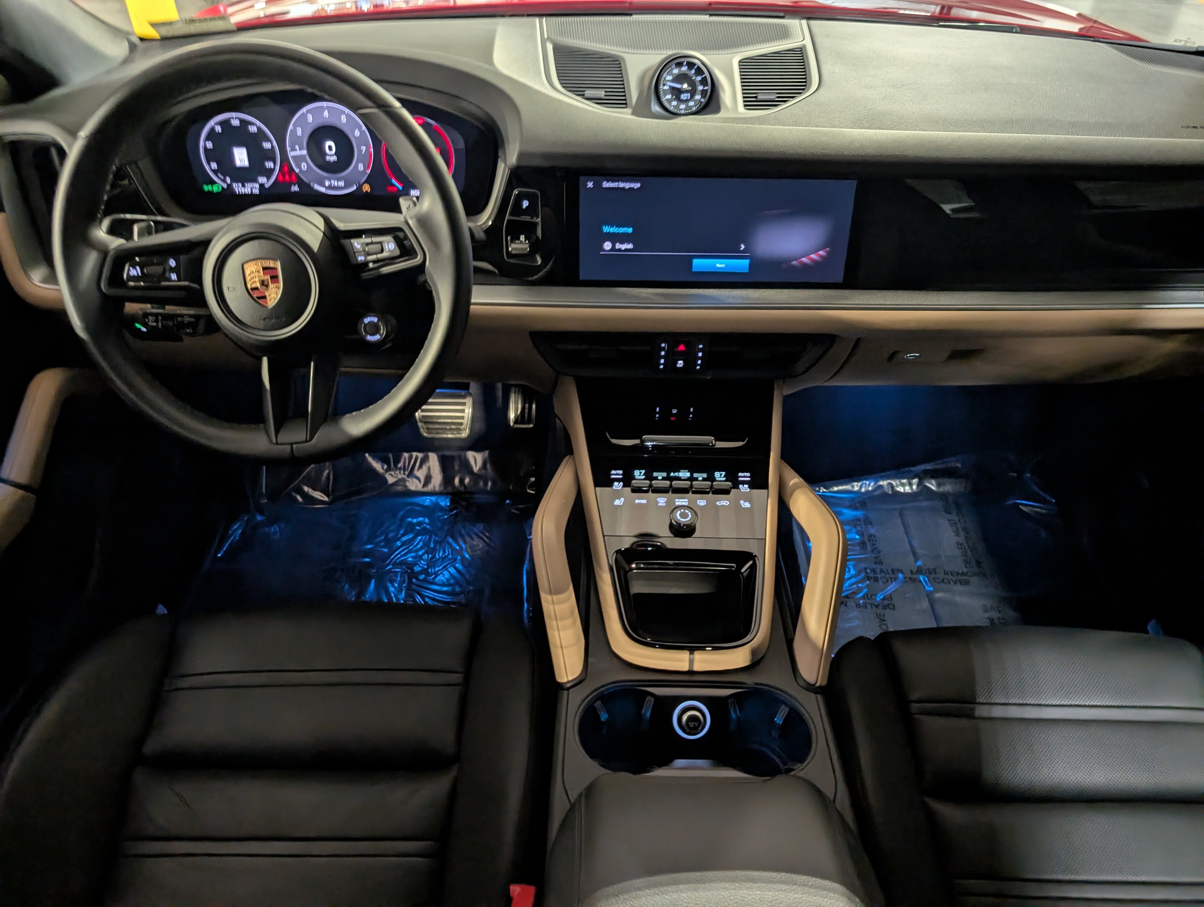 Certified 2024 Porsche Cayenne S AWD/4WD image 7