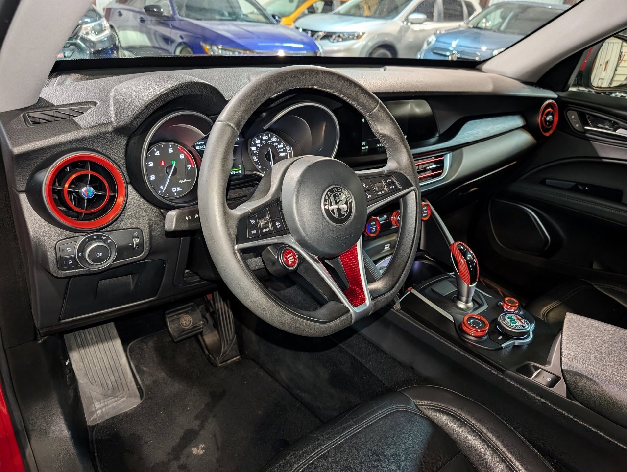 Used 2019 Alfa Romeo Stelvio AWD image 16