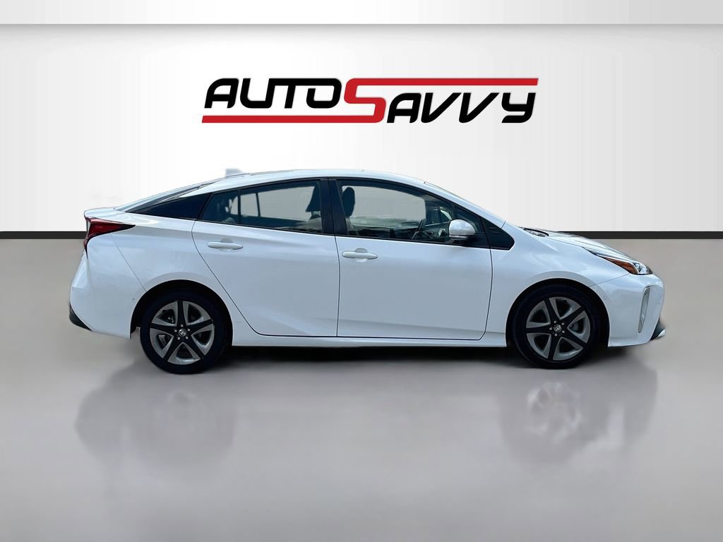 Used 2022 Toyota Prius Limited FWD image 8