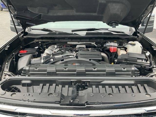 Certified 2025 Chevrolet Silverado 3500 LTZ image 18
