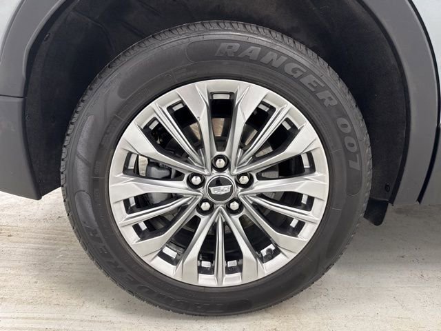 Used 2024 Cadillac XT4 Premium Luxury FWD image 32