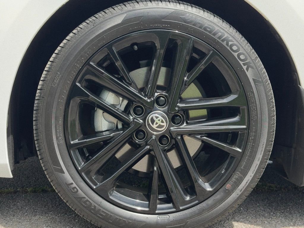 Used 2025 Toyota Camry SE w/ Convenience Package AWD/4WD image 43