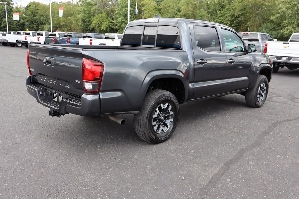 Used 2022 Toyota Tacoma SR5 image 28