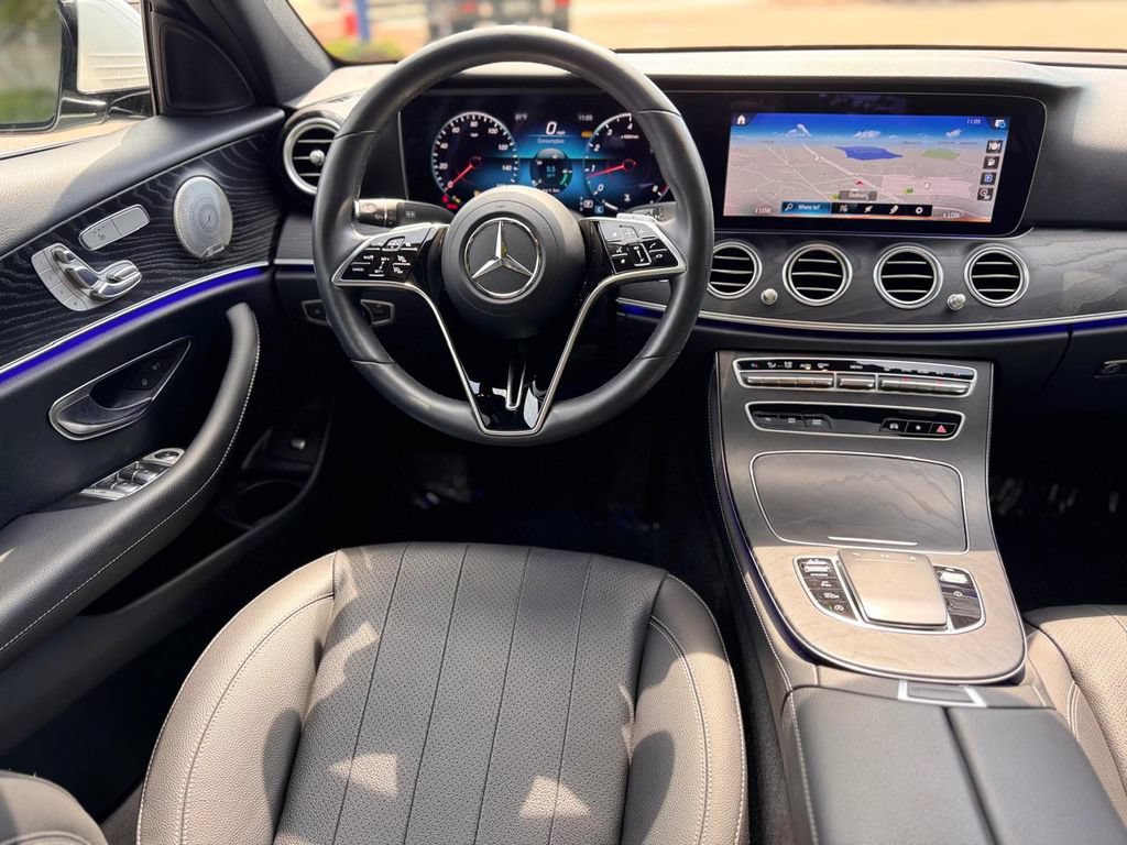 Used 2023 Mercedes-Benz E 350 4MATIC Sedan image 26