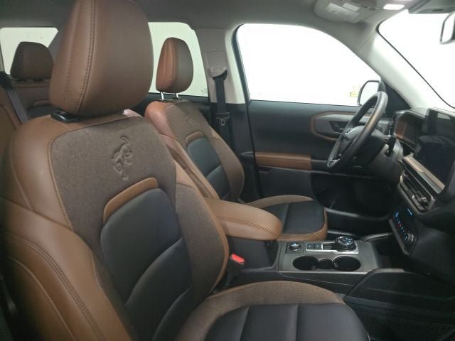 Used 2025 Ford Bronco Sport Outer Banks w/ Outer Banks Tech Package+ AWD/4WD image 4