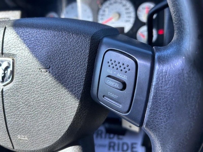 Used 2004 Dodge Ram 1500 Truck SLT image 11