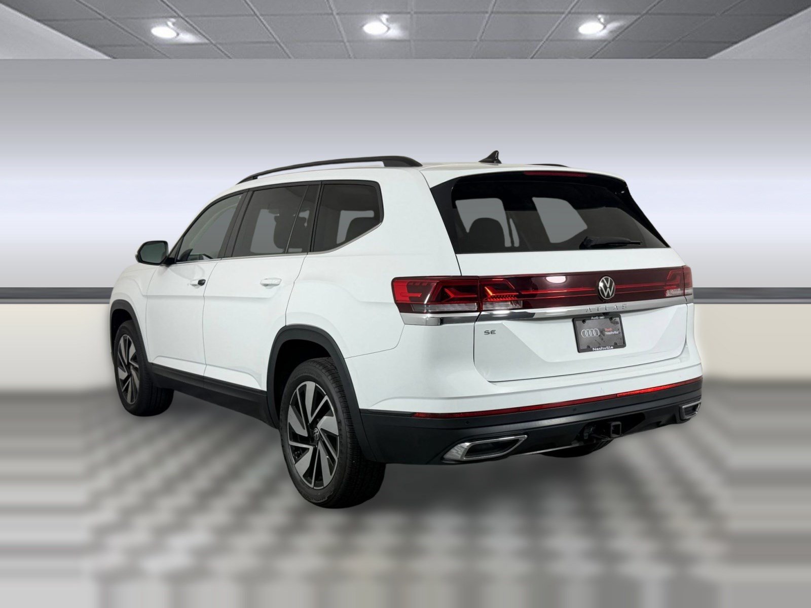 Used 2024 Volkswagen Atlas SE FWD image 3