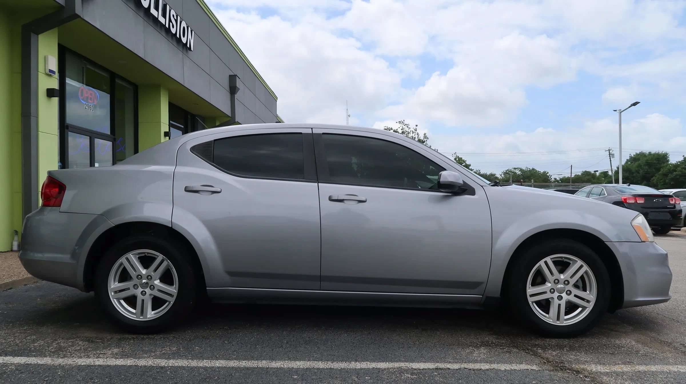 Used 2014 Dodge Avenger SXT FWD image 8