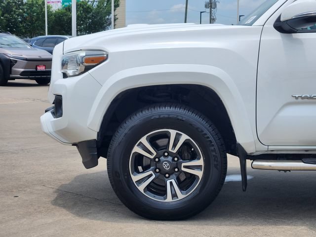 Certified 2018 Toyota Tacoma TRD Sport w/ Technology Package RWD image 8