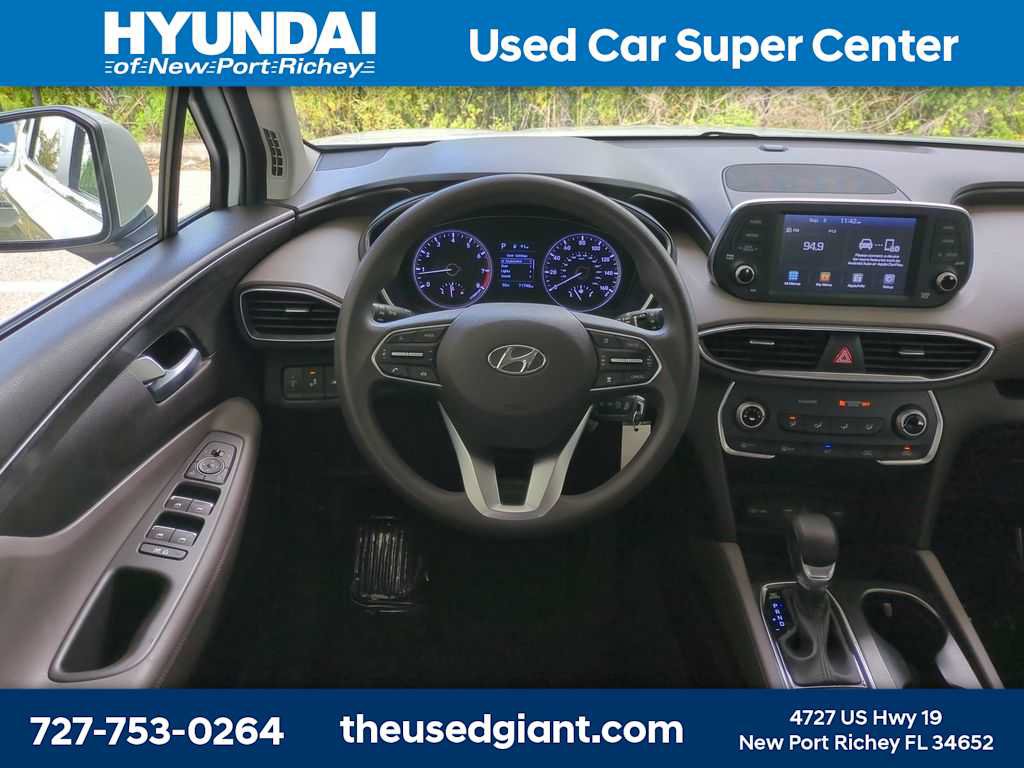 Used 2019 Hyundai Santa Fe SE FWD image 17