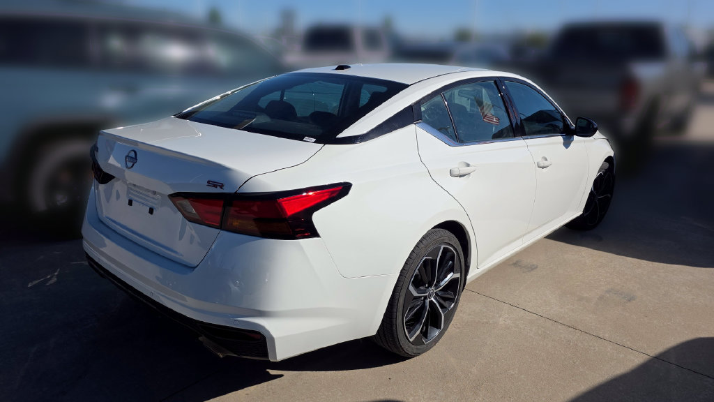 Used 2026 Nissan Altima 2.5 SR FWD image 4