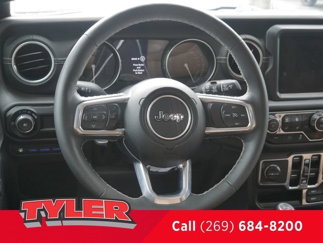 Used 2023 Jeep Wrangler Unlimited Sahara w/ Cold Weather Group AWD/4WD image 39