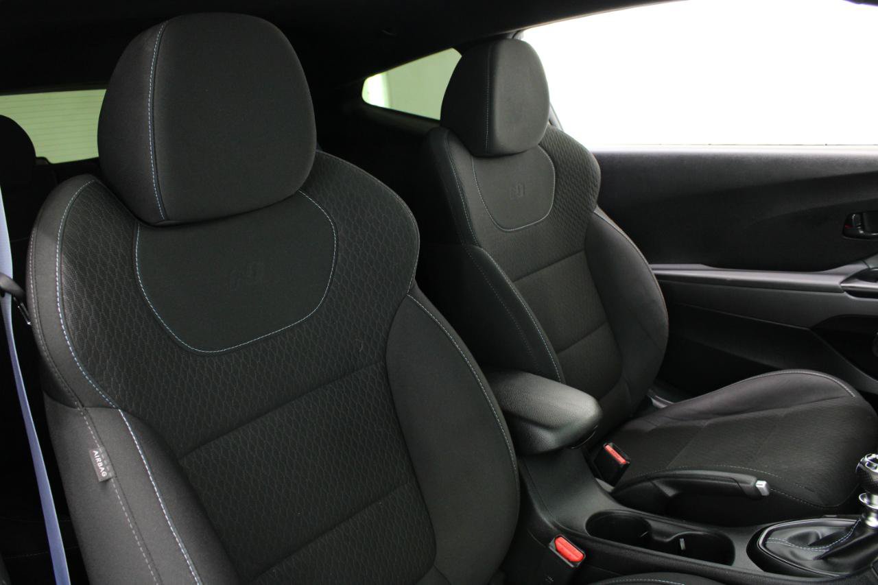 Used 2020 Hyundai Veloster N w/ Performance Package FWD image 59