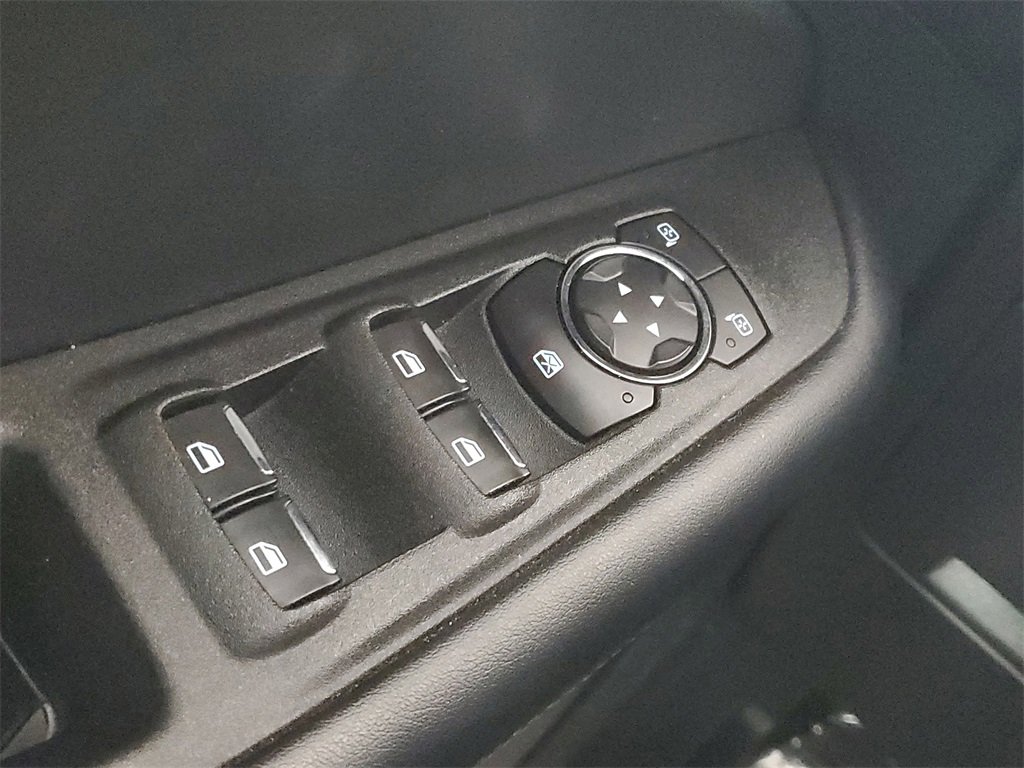 Used 2021 Ford Edge SEL w/ Convenience Package image 16