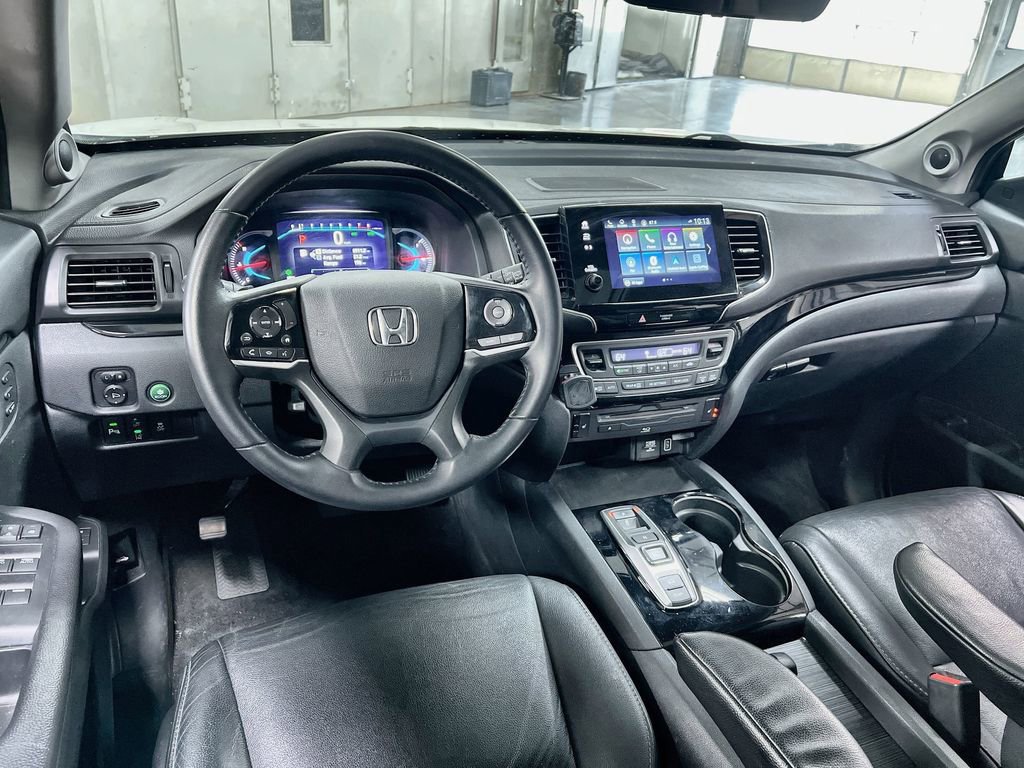 Used 2021 Honda Pilot Touring image 19