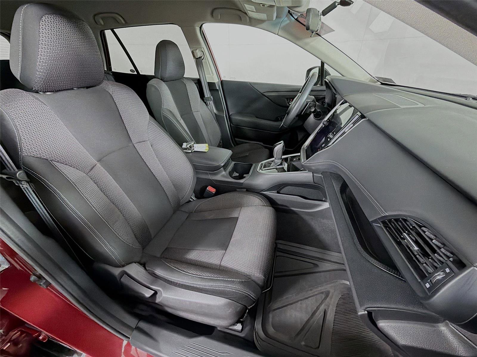 Used 2022 Subaru Outback Premium AWD/4WD image 27