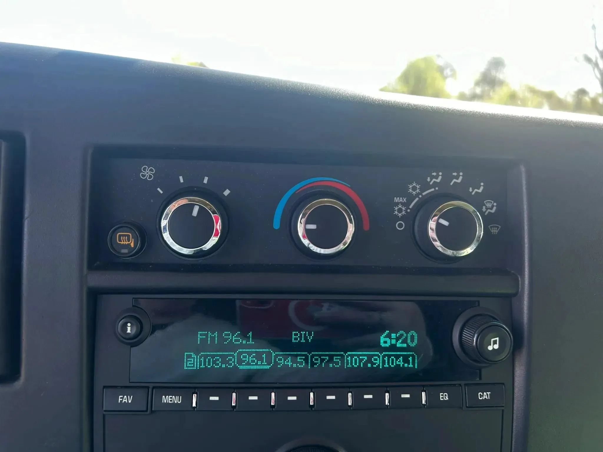Used 2023 Chevrolet Express 2500 RWD image 14