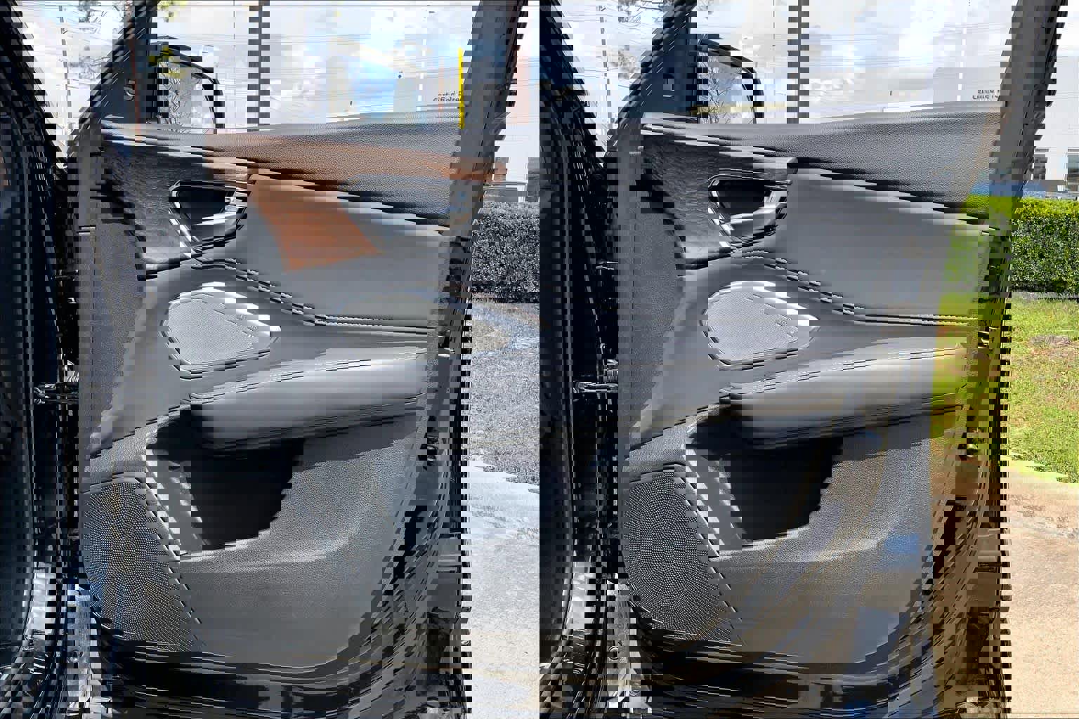 Used 2023 Acura RDX AWD w/ Advance Package image 22