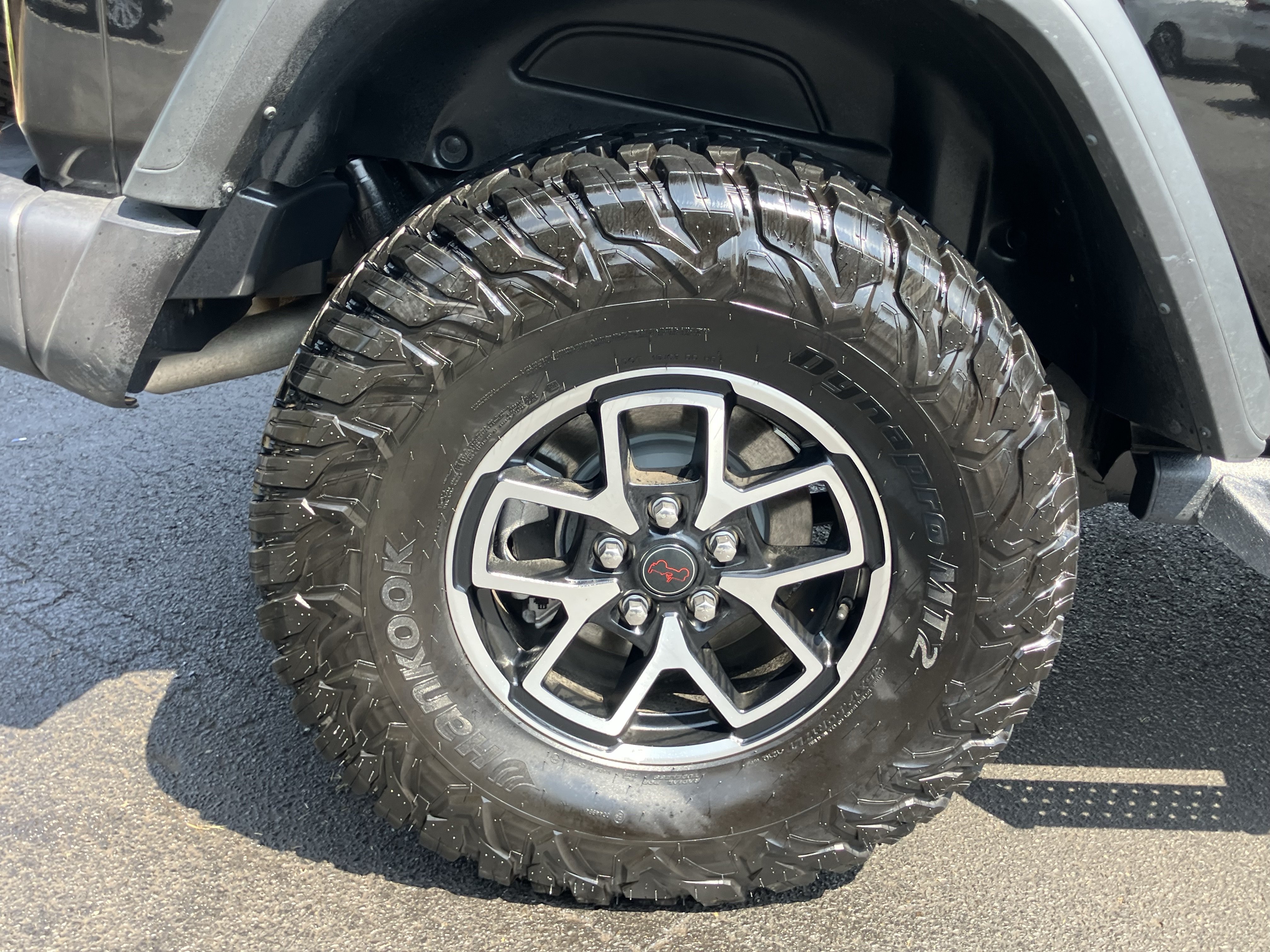 Used 2025 Jeep Wrangler Unlimited Rubicon AWD/4WD image 13