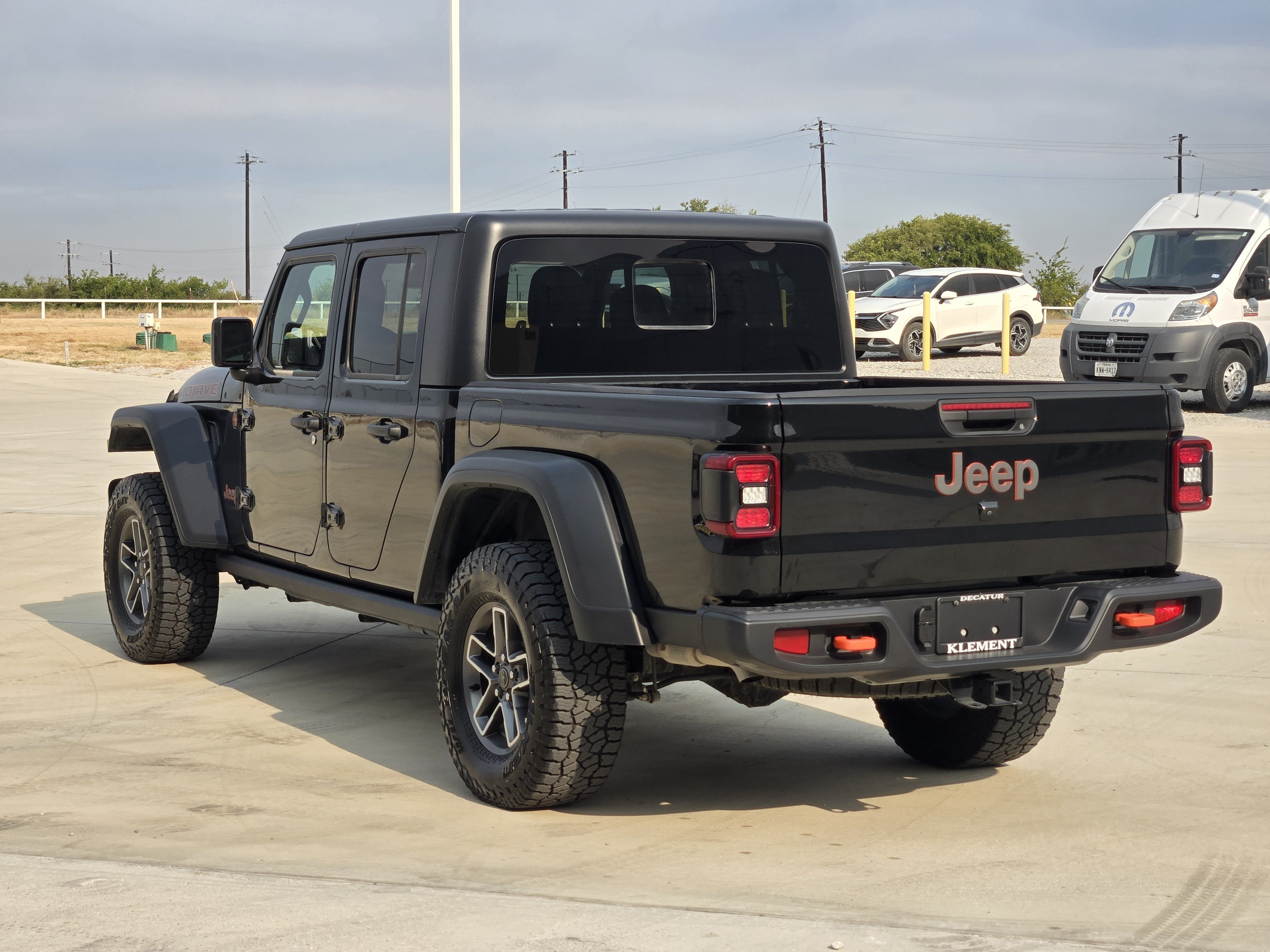 Certified 2026 Jeep Gladiator Mojave AWD/4WD image 6