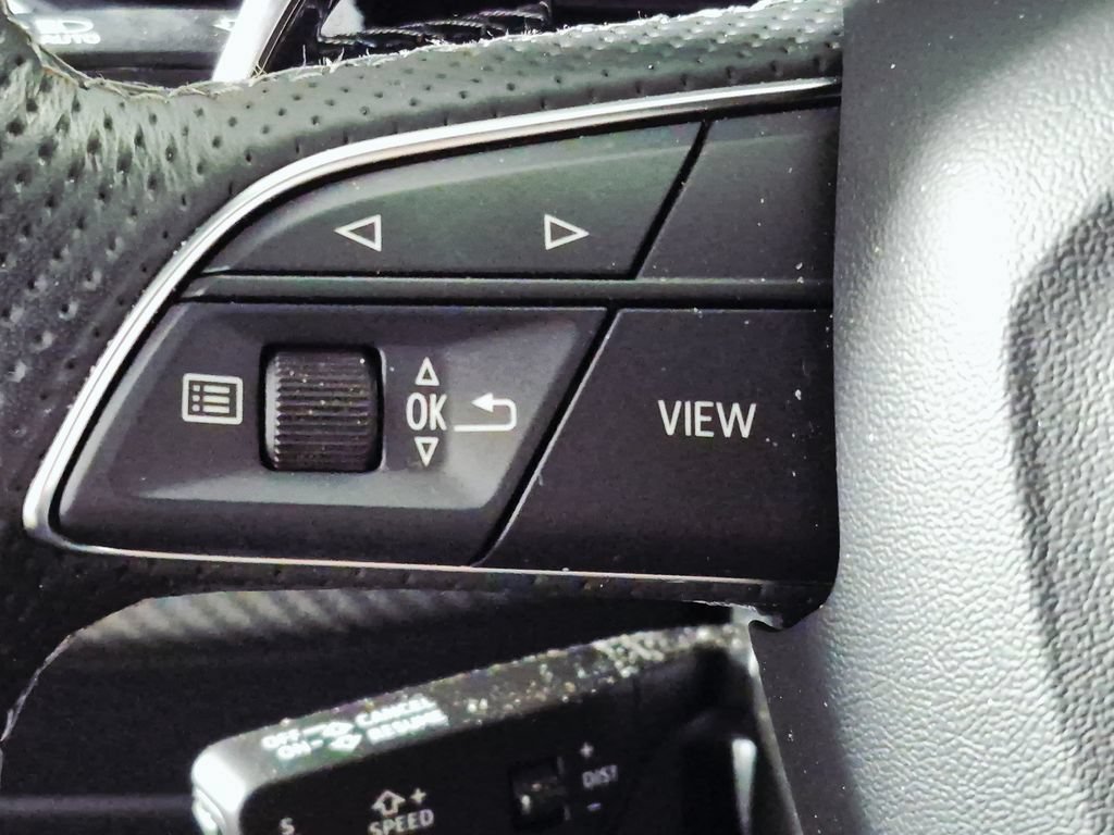 Used 2023 Audi RS Q8 AWD/4WD image 12