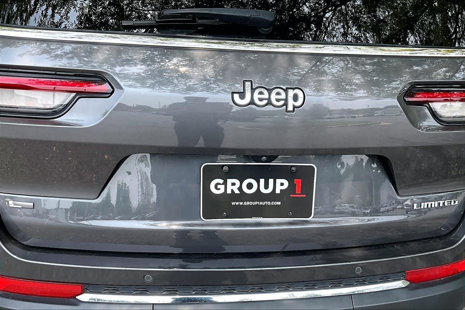 Used 2022 Jeep Grand Cherokee L Limited RWD image 10