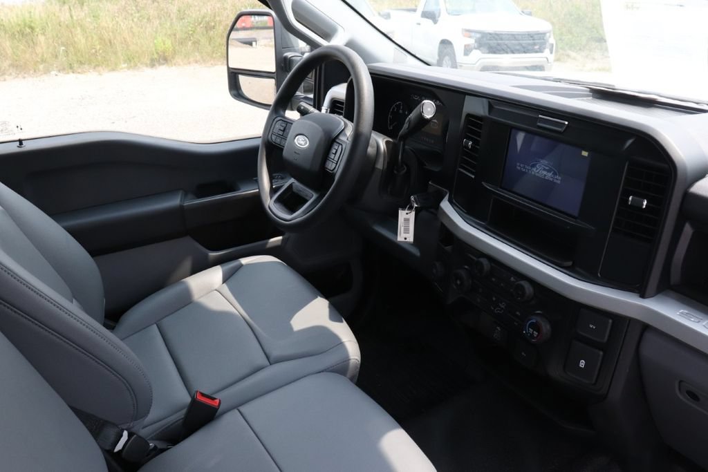New 2026 Ford F550 2WD Regular Cab Super Duty image 12