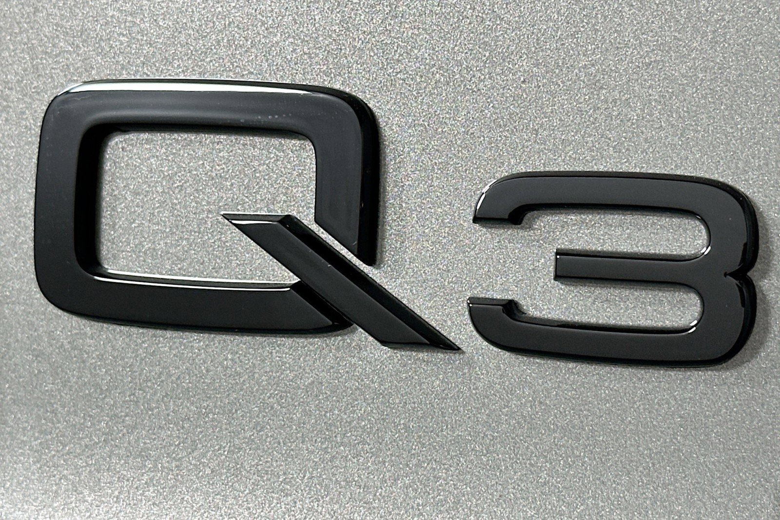 New 2025 Audi Q3 2.0T Premium image 10