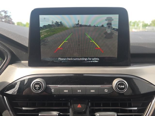 Used 2022 Ford Escape Titanium AWD/4WD image 32