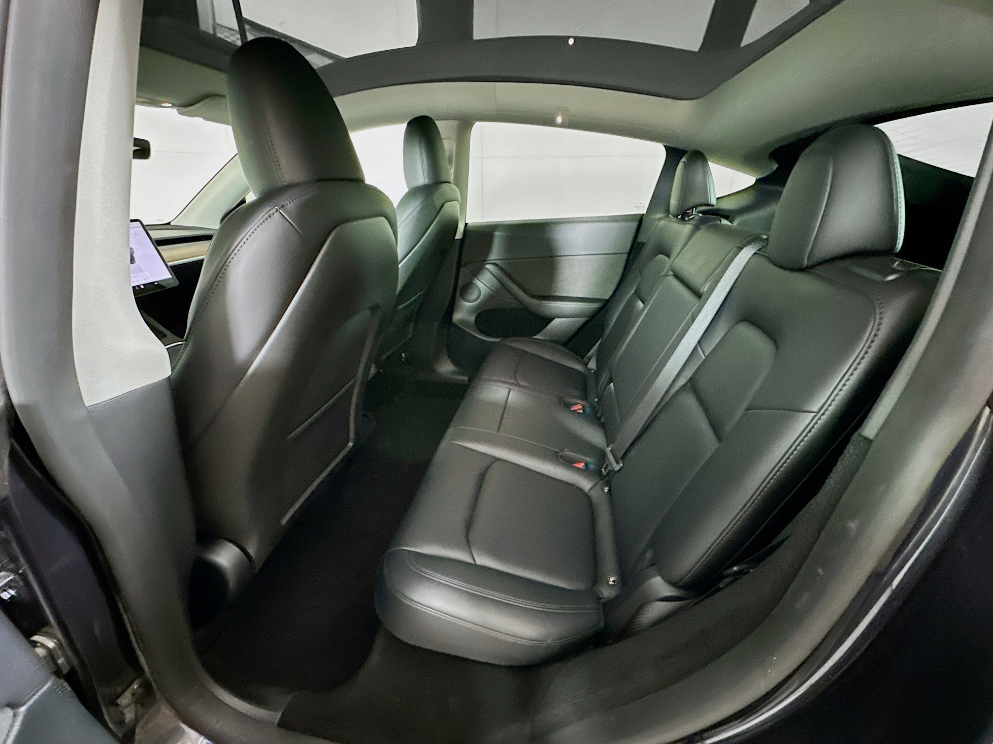 Used 2024 Tesla Model Y Long Range image 26