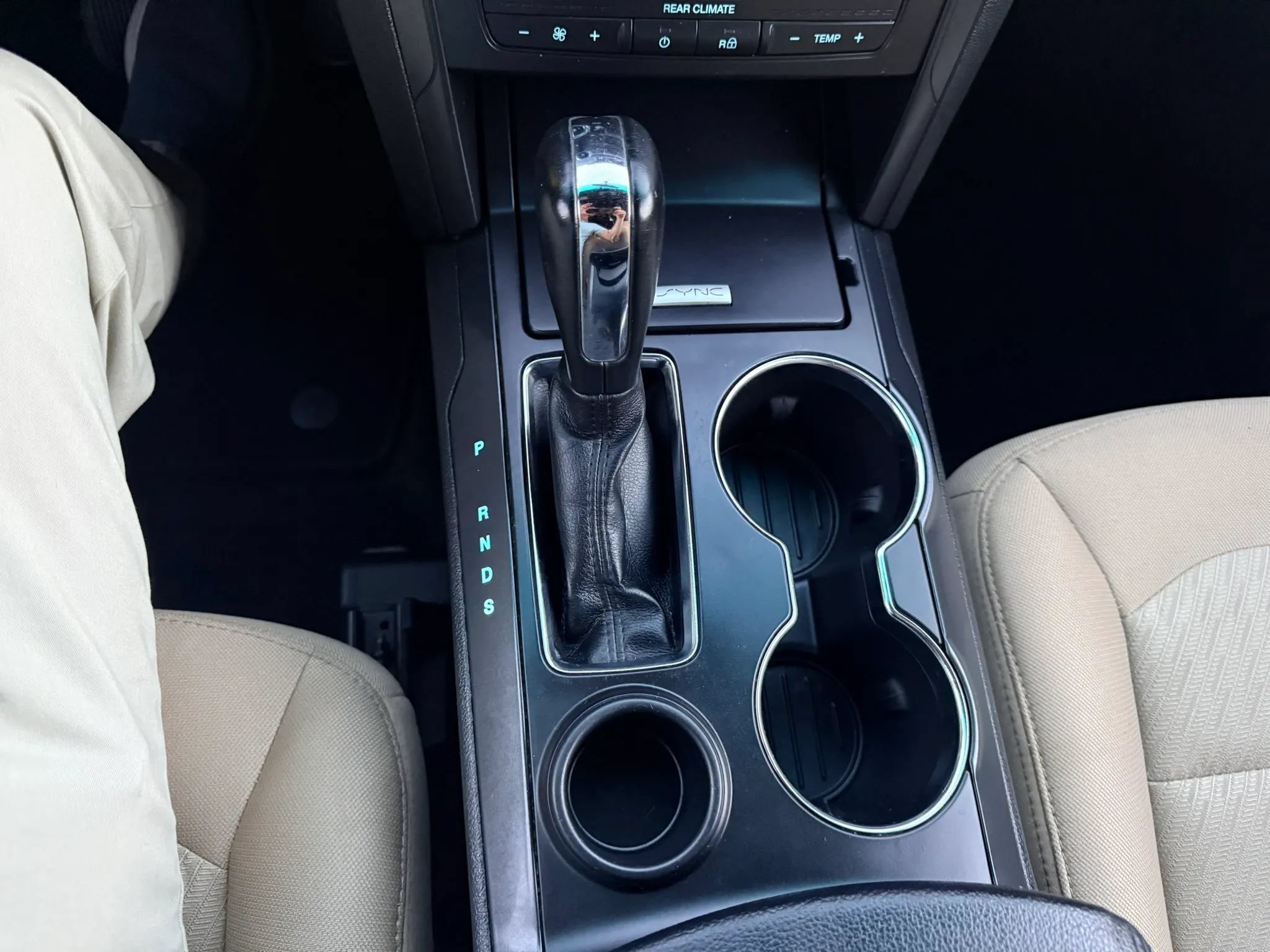 Used 2016 Ford Explorer FWD image 9
