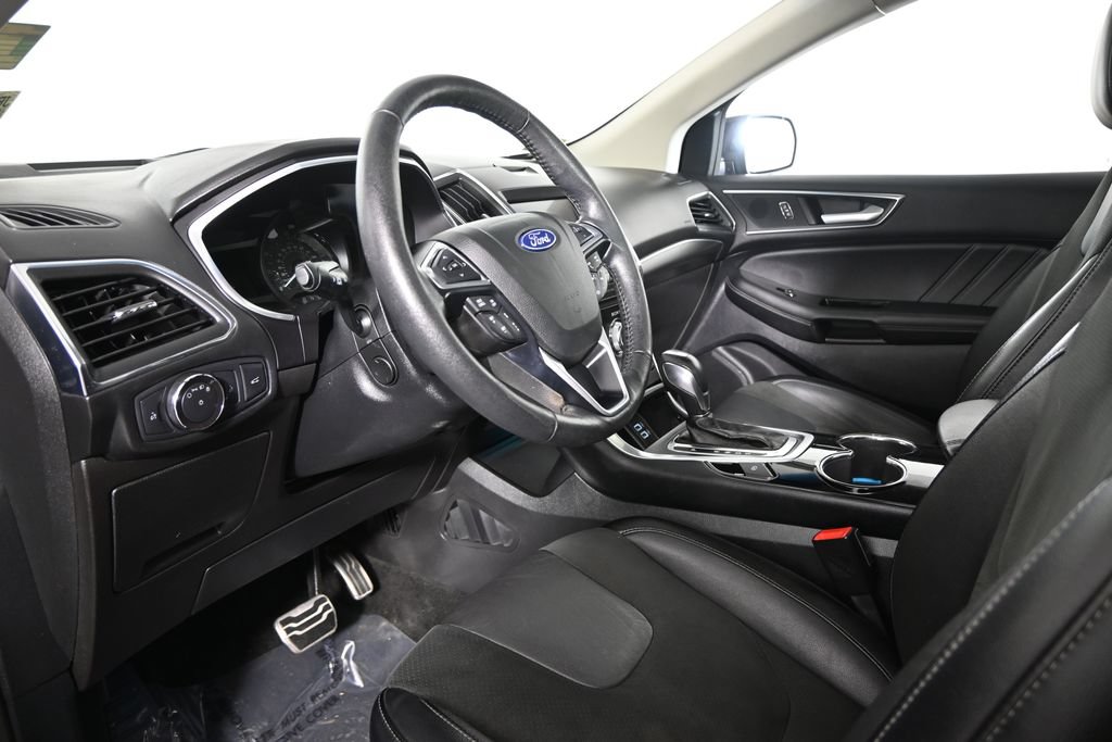 Used 2018 Ford Edge Sport w/ Equipment Group 401A AWD/4WD image 23