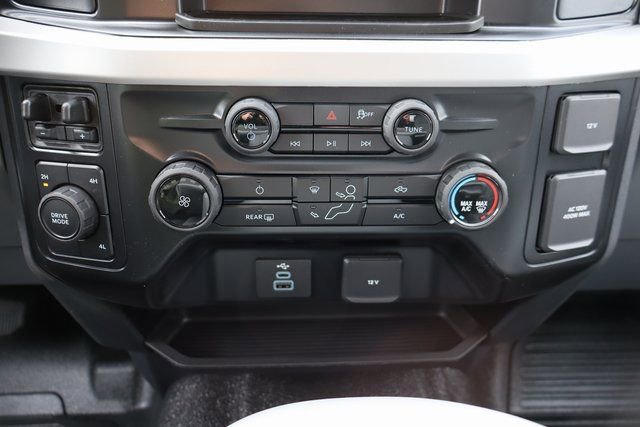 New 2026 Ford F550 4x4 Supercab Super Duty image 8