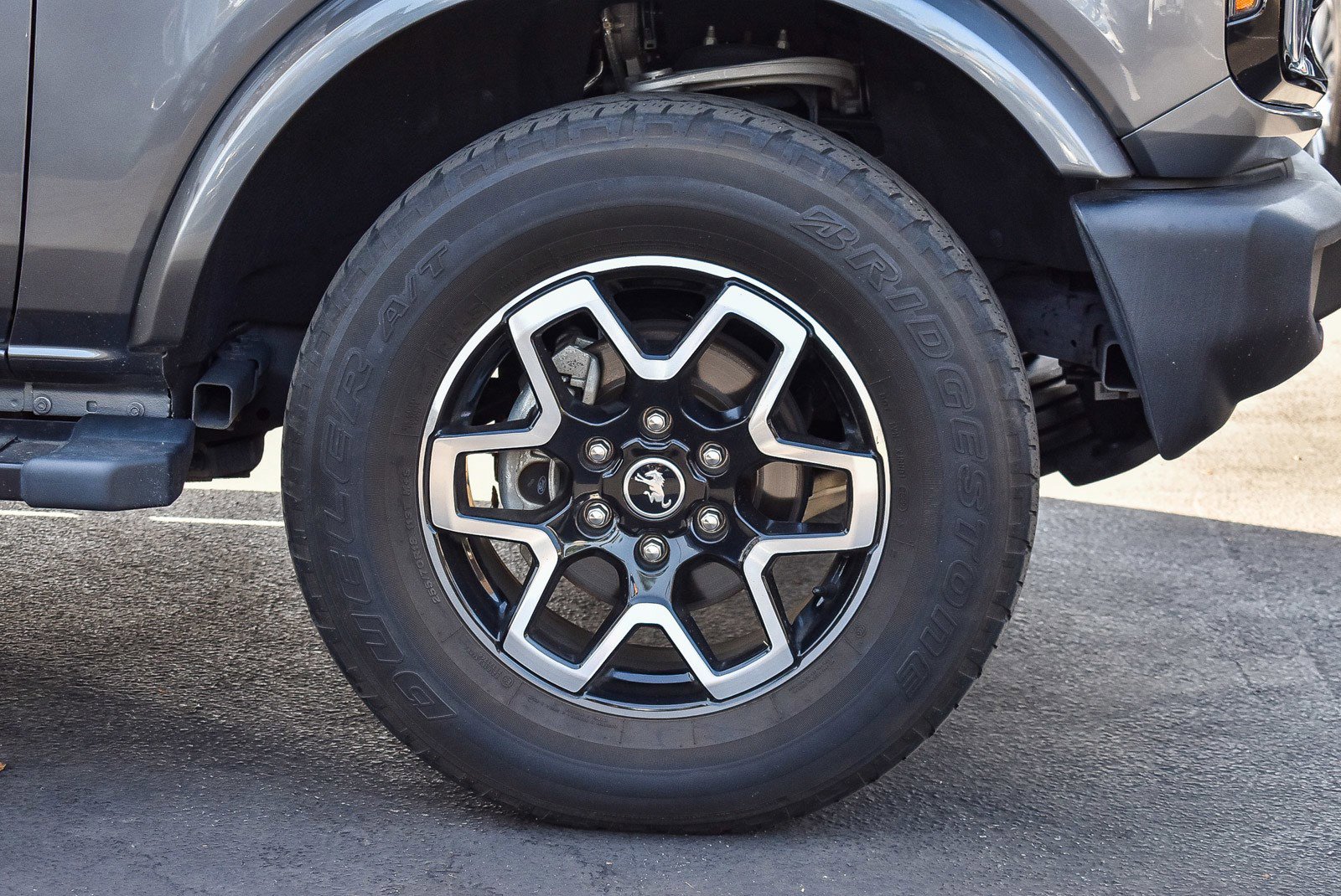 Used 2022 Ford Bronco Outer Banks image 10