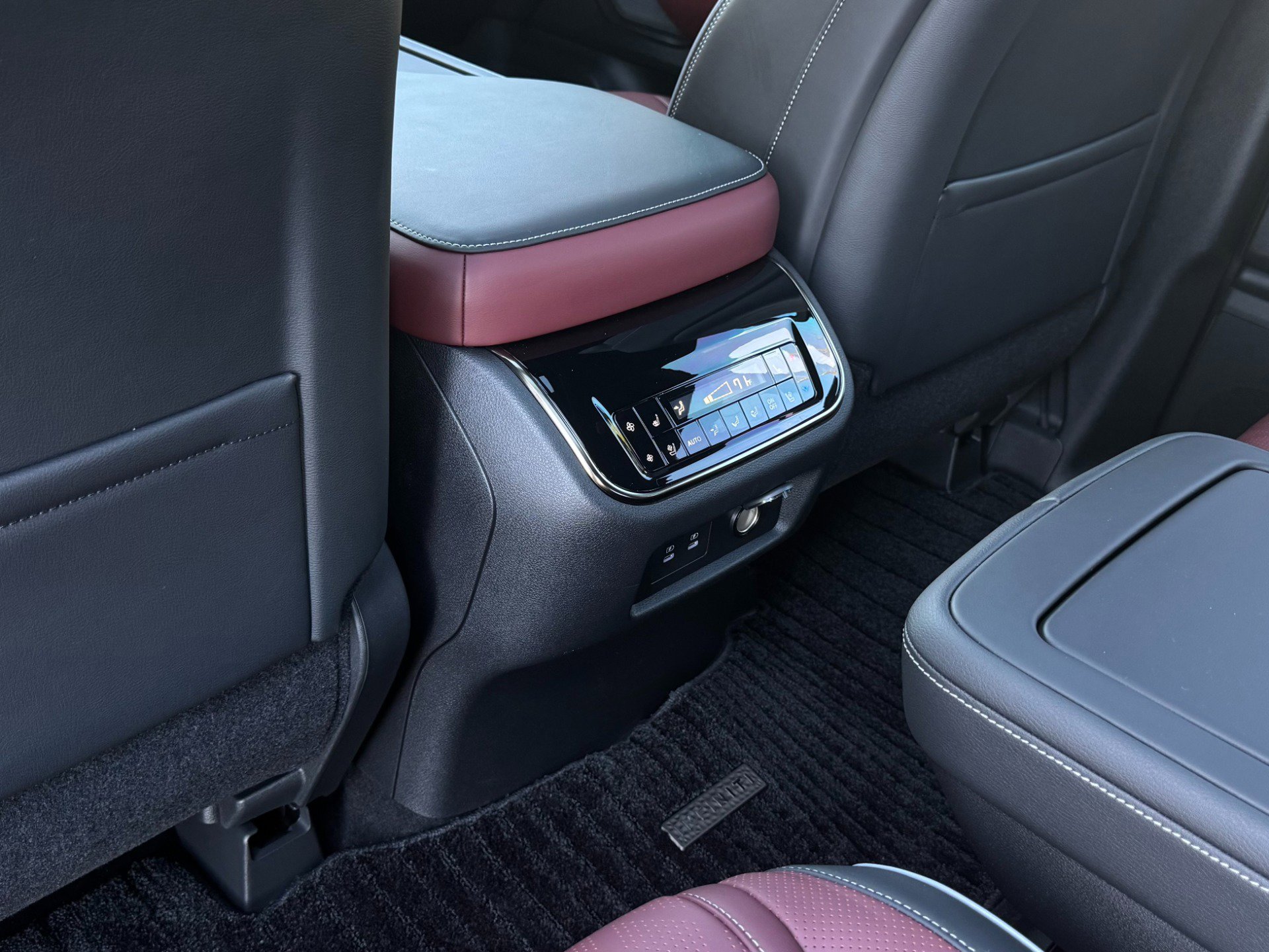 Used 2025 INFINITI QX80 Autograph w/ Autograph Exterior Package image 69