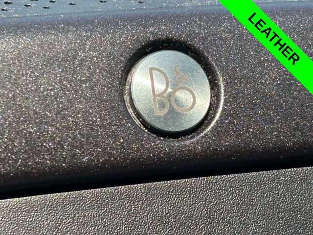 Used 2019 Ford Expedition Limited w/ Equipment Group 302A AWD/4WD image 19