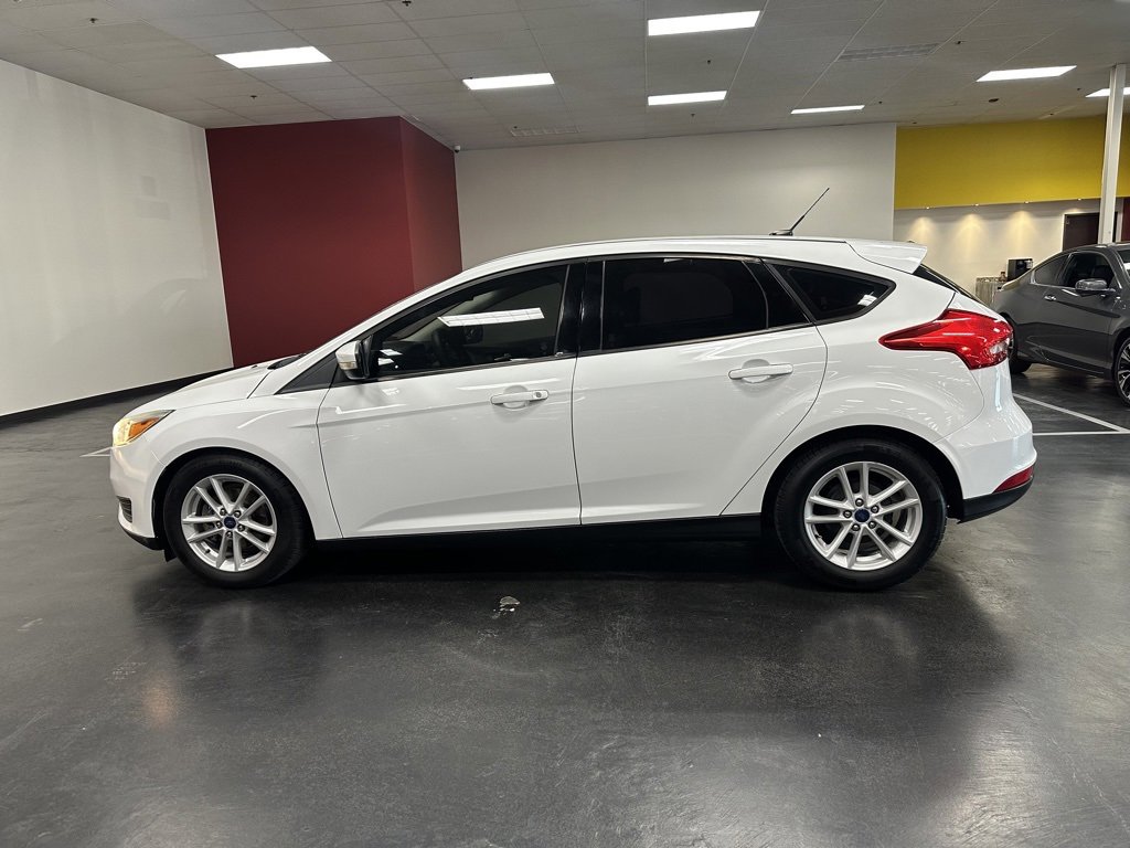 Used 2017 Ford Focus SE image 4