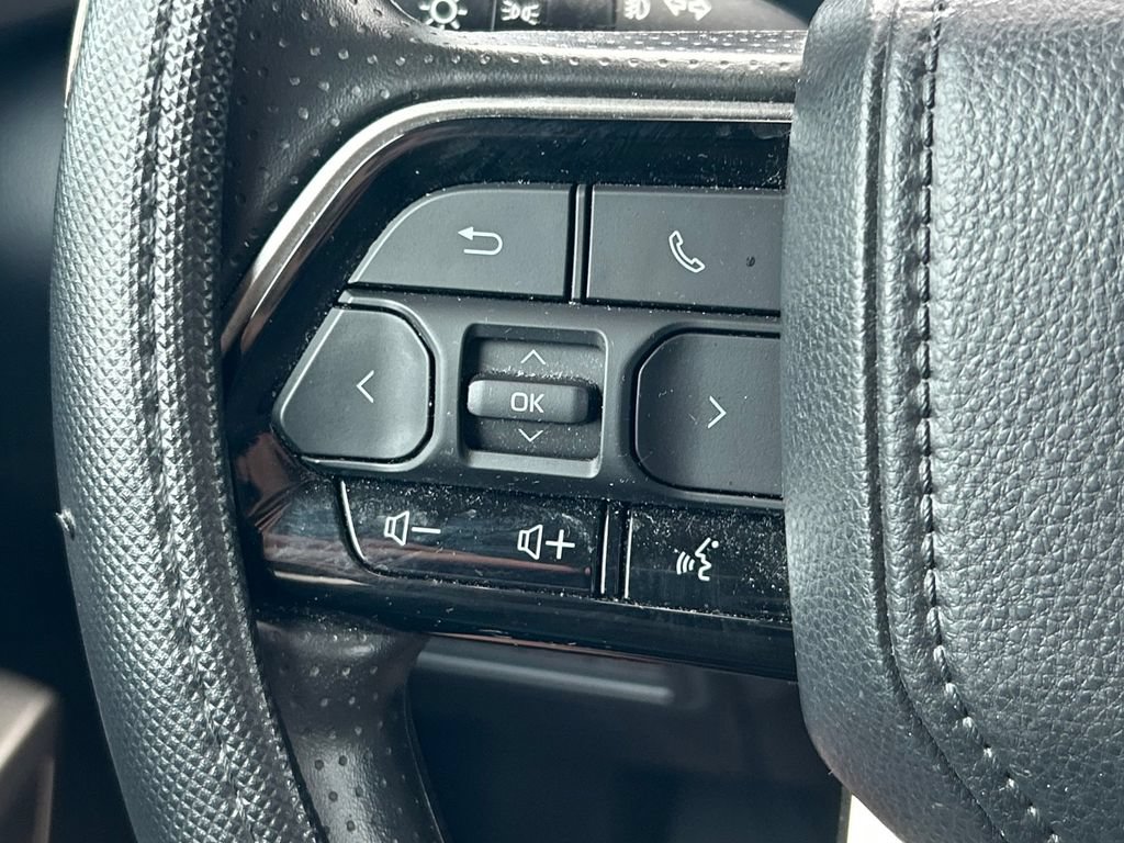 Used 2023 Toyota Tundra SR5 w/ SR5 Convenience Package AWD/4WD image 34